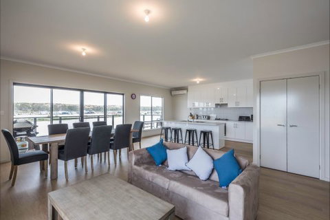 River Shack Rentals - Living The Dream - New Castle Holiday 89