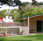 Shiralea Country Cottage - New Castle Holiday