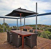 Coral Sands Seaview Beach House - New Castle Holiday