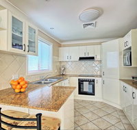 Aqua Leaf Apartment - New Castle Holiday