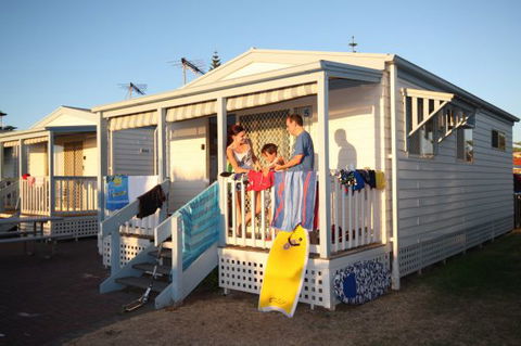 Christies Beach Tourist Park - New Castle Holiday 0