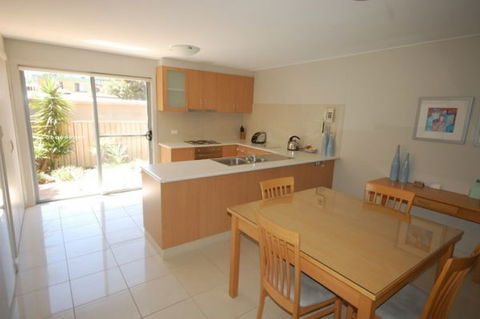 Mindon Serviced Apartments - New Castle Holiday 1