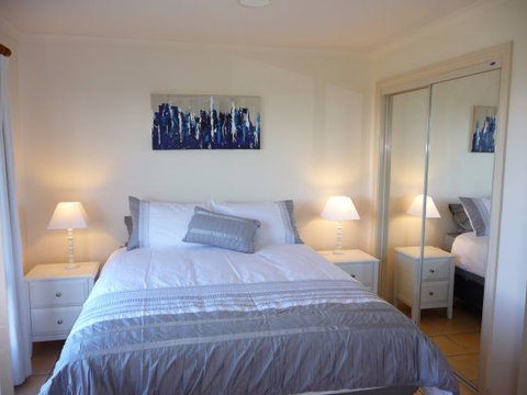 Johanna Bluegum Holiday Cabins - New Castle Holiday 9