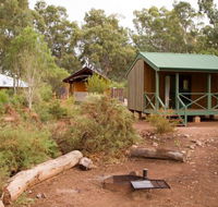Alligator Lodge - Mount Remarkable National Park - New Castle Holiday