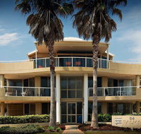 Absolutely Fabulous - New Castle Holiday