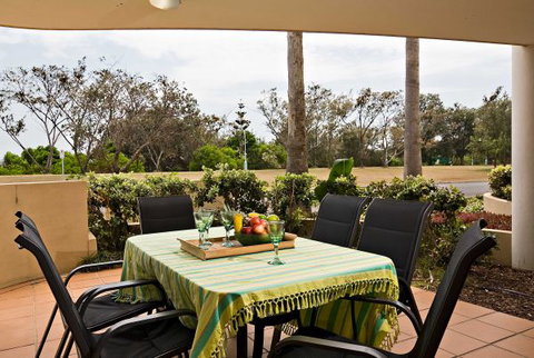 Absolutely Fabulous - New Castle Holiday 1