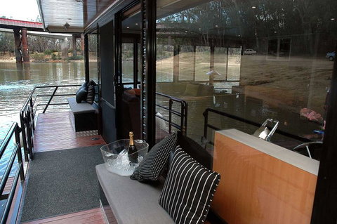Murray River Houseboats - New Castle Holiday 1