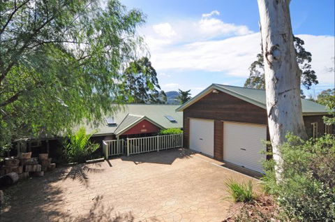 Bonnie Doon - New Castle Holiday 8