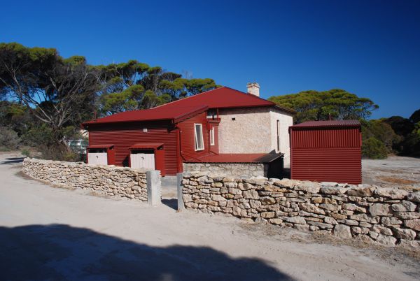 Congo NSW New Castle Holiday