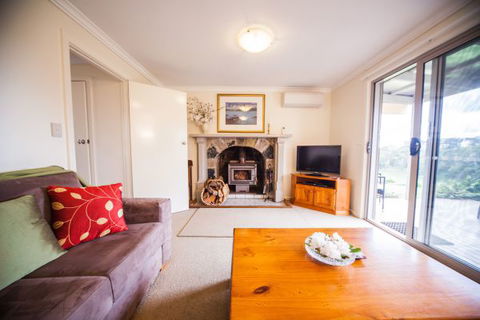 Sunnyside Cottage - New Castle Holiday 5