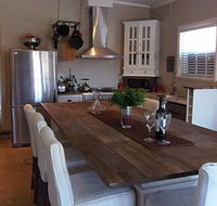 The Edward Townhouses - New Castle Holiday