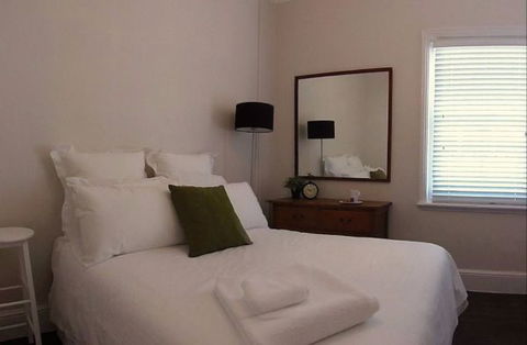 The Edward Townhouses - New Castle Holiday 1