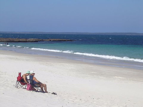 Bluewater Getaway - New Castle Holiday 8