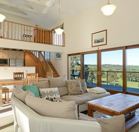 A Seascape Retreat - New Castle Holiday