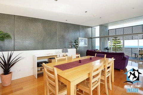 PetLet 10: 1/18 Franklin Parade At Encounter Bay - New Castle Holiday 3