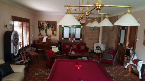 Cascades Manor - New Castle Holiday 1