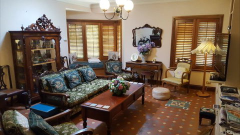 Cascades Manor - New Castle Holiday 5