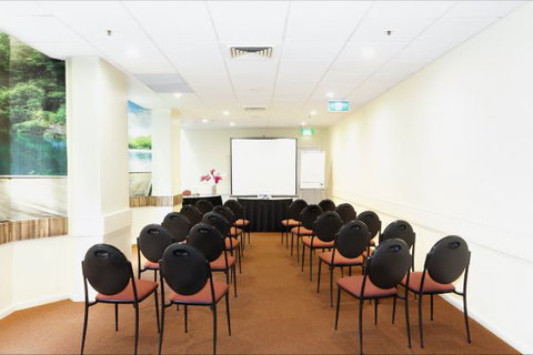 Metro Hotel Marlow Sydney Central - New Castle Holiday 8