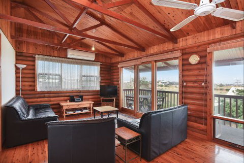 Sam's - New Castle Holiday 1