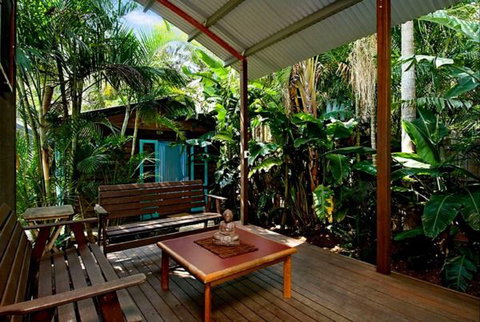 The Wave House - New Castle Holiday 1