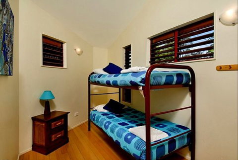 The Wave House - New Castle Holiday 3