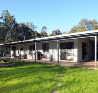 Wallaby Cottage - New Castle Holiday