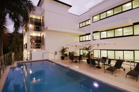 Elysium Apartments Palm Cove - New Castle Holiday 1