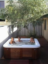 The Shiralee Backpackers - New Castle Holiday 1