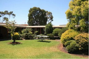 River Country Inn - New Castle Holiday 2