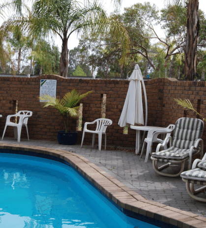 Darling Junction Motel - New Castle Holiday 1