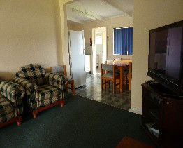 Alonga Waterfront Cottages - New Castle Holiday 1