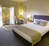 Quest East St Kilda - New Castle Holiday