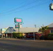 Burke And Wills - New Castle Holiday