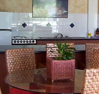 Burleigh Palms Holiday Apartments - New Castle Holiday