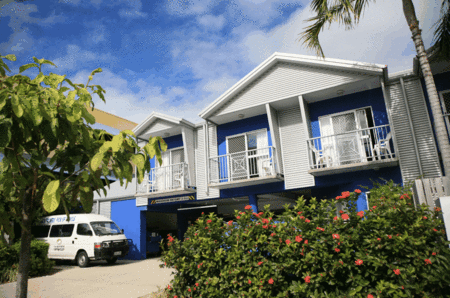 The Northern Greenhouse - New Castle Holiday