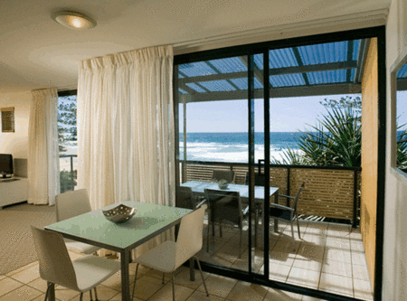 The Beach Retreat Coolum - New Castle Holiday 4