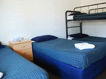 Greenleigh Central Canberra Motel - New Castle Holiday 1