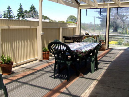 Beachport Motor Inn - New Castle Holiday 3