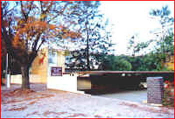 Capri Lodge Motel Apartments - New Castle Holiday 1