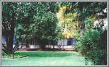 Capri Lodge Motel Apartments - New Castle Holiday 2