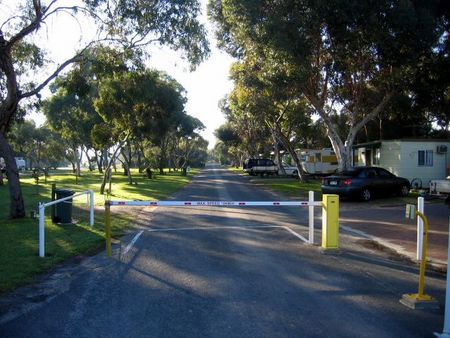 Lake Albert Caravan Park - New Castle Holiday 2