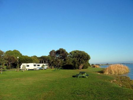 Lake Albert Caravan Park - New Castle Holiday 4