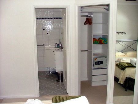 Tasman Beachside Apartments - New Castle Holiday 1