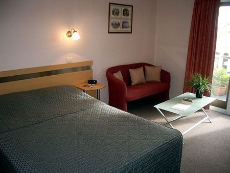 Best Western Balmoral On York - New Castle Holiday 2