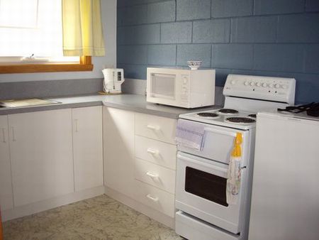 Castaway Holiday Apartments - New Castle Holiday 1