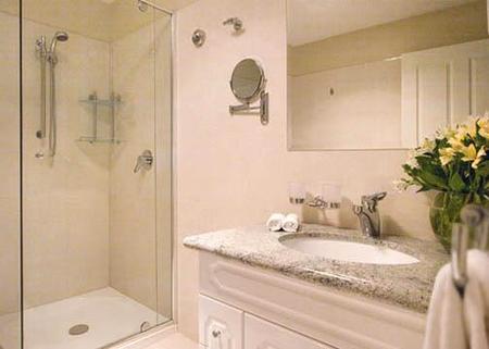 Clarion Hotel City Park Grand - New Castle Holiday 3