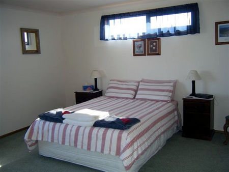 Shannon Coastal Cottages - New Castle Holiday 3