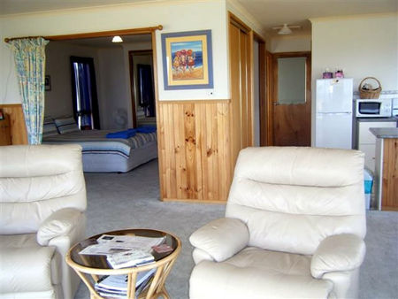 Shannon Coastal Cottages - New Castle Holiday 4