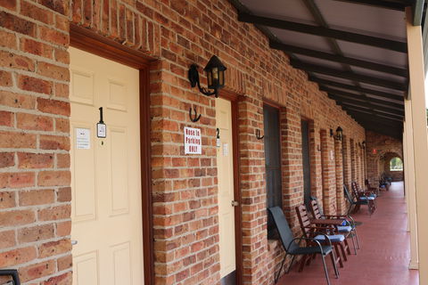 Sandstock Motor Inn - New Castle Holiday 4