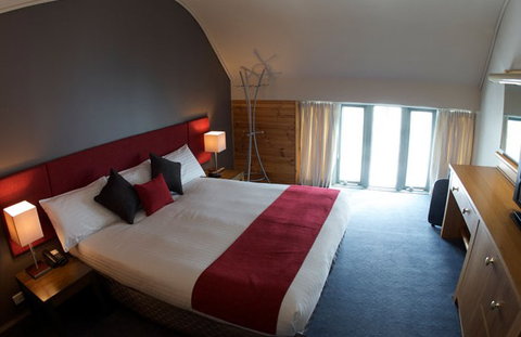 Perisher Valley Hotel - New Castle Holiday 3